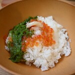 瓶ドン屋 みやこ - 毛ガニ（瓶から出した状態）