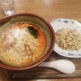 手作りの味噌らーめん 味噌樽_0