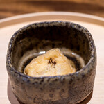 温石 - 2025.2 カラスミ入り 餅巾着おでん 黒七味掛け