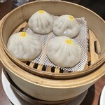 民福北京烤鴨店 - 小籠包