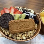 アサイー工房 - 料理写真:アサイーボウル(バナナ、イチゴ、キウイ、ブルーベリー、オレオ、グラノーラ増量)(1,300円)