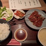 一頭買焼肉・ホルモン　醍醐 - 