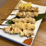 吟乃月 - 串焼き盛り合わせ塩5本