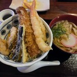 うどん一歩 - 天丼+ミニうどん