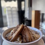 本気の焼豚 プルプル食堂 - 料理写真: