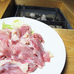 Samurai Dainingu Irori - 愛媛の地鶏『媛っこ地鶏』。囲炉裏で焼いて食べます。