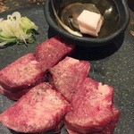 京都 ぐら - 厚切り牛タン。