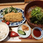 すが井 - 日替わり定食　1000円　中華あんかけ蕎麦といわしのフライ