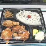 からあげ金と銀 - 料理写真:
