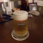 BUNT - ビールはハイネケンです