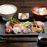 波の綾 - お刺身定食