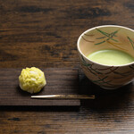 波の綾 - 波の綾特別御膳（ミニ海鮮丼、味噌汁、漬物、抹茶、上生菓子付）