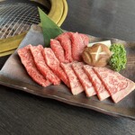 焼肉たらふく - 【名物】黒毛和牛3種盛り3,300円（税込3,630円）
