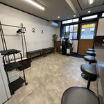 飛べ豚 - 店内