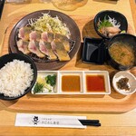 小田原漁港 さじるし食堂 - 半生アジフライ御膳