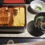 炭燒鰻魚・雞肉 登河 - 