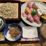 寿し春 - 料理写真:ランチにぎりセット1540円に、雲丹、大トロ、中トロ各1貫追加