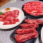 焼肉食べ放題 宝亭 - 料理写真: