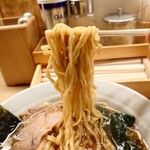 長岡食堂 - 麺リフト