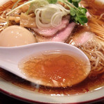 中華そば しば田 - 201502 鴨の脂の甘みを感じるスープ