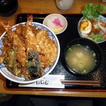 食事処しょじょじ - 平日サービスランチの海老天丼　ご飯大盛り