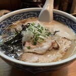 愚直 - とんこつラーメン　　950円
