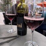 grigio la tavola - 