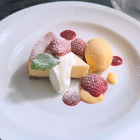THE COSMOPOLITAN GRILL BAR TERRACE - 