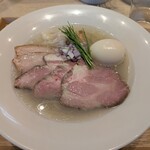宍道湖しじみ中華蕎麦 琥珀 東京本店