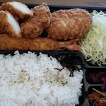 Saboten - 「ハーモニー弁当」８６０円＋いかフライ追加。