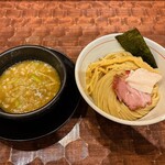 特級鶏蕎麦龍介 - 料理写真:つけ麺　並　1280円税込