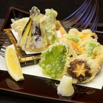 日本料理 対い鶴 - 野菜天婦羅盛り合わせ