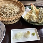 吟八亭 やざ和 - 