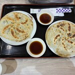 四季紅 - 餃子2人前