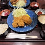 とんかつととろろ膳 かつ麦 - 料理写真:ヒレカツと海老とそら豆のクリームコロッケと追加とろろ