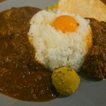 フィッシュ - チキンカレーキーマカレー2種コンボ