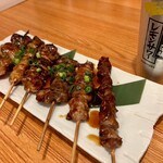 나고야코치토 테우치 야키토리노 오미세 토리요시 - 