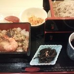 Menkuidokoro Hattoan - 天丼と二段ざるそばのセット