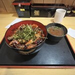 宇奈とと - 