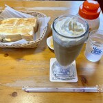 コメダ珈琲店 - ドリンク写真:フラッペ コーヒー、ミックスジュース、モーニングセット×2