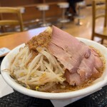 純米濃厚味噌ラーメン みそら堂 - 麺増し　野菜増し