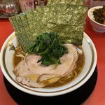 横浜家系ラーメン 裏大輝家 - 料理写真:小ラーメン（900円）+ノリ増し（100円）