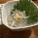 魚熊鮮魚店と立ち飲みぼてふり - 