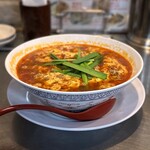 キントウン - 宮崎辛麺(979円)