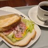 ドトールコーヒーショップ - パストラミポーク&ポテトのトーストサンドセット(税込500円)
①パストラミポーク&ポテトのトーストサンド
お飲み物《セットドリンク》①HOTブレンド珈琲 