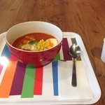 Zuppa  イオンモール幕張新都心店 - 2015年1月：温泉たまごとホエー豚のトマト煮込みリゾット(\850+税)…トレイがPSっぽくって可愛いです