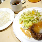 ハンバーグライスセット