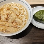 ウエスト - 料理写真:うどんとおにぎり。700円なら十分