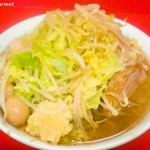 ラーメン二郎 - 小ラーメン+うずらの卵 「ニンニク」(800円) 2015/02