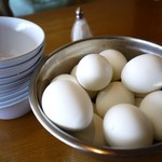 麺屋 花蔵 - サービスのゆで卵